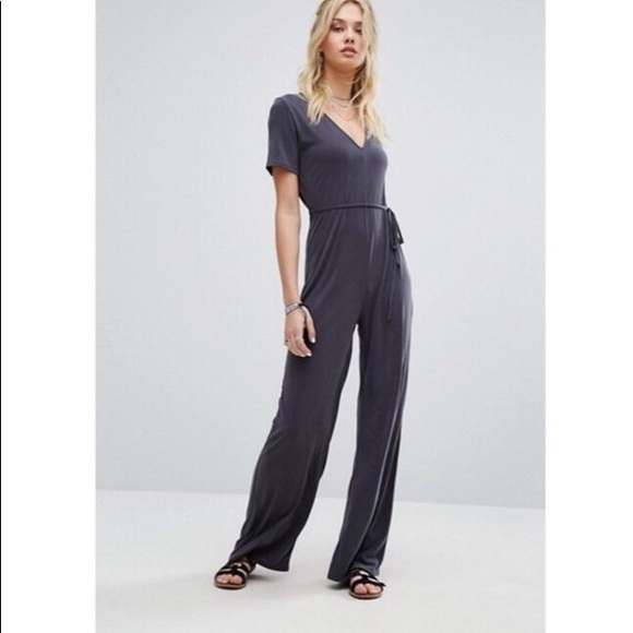 💎NEW ARRIVAL💎 CHARCOAL GREY JUMPSUIT - Picture 3 of 4